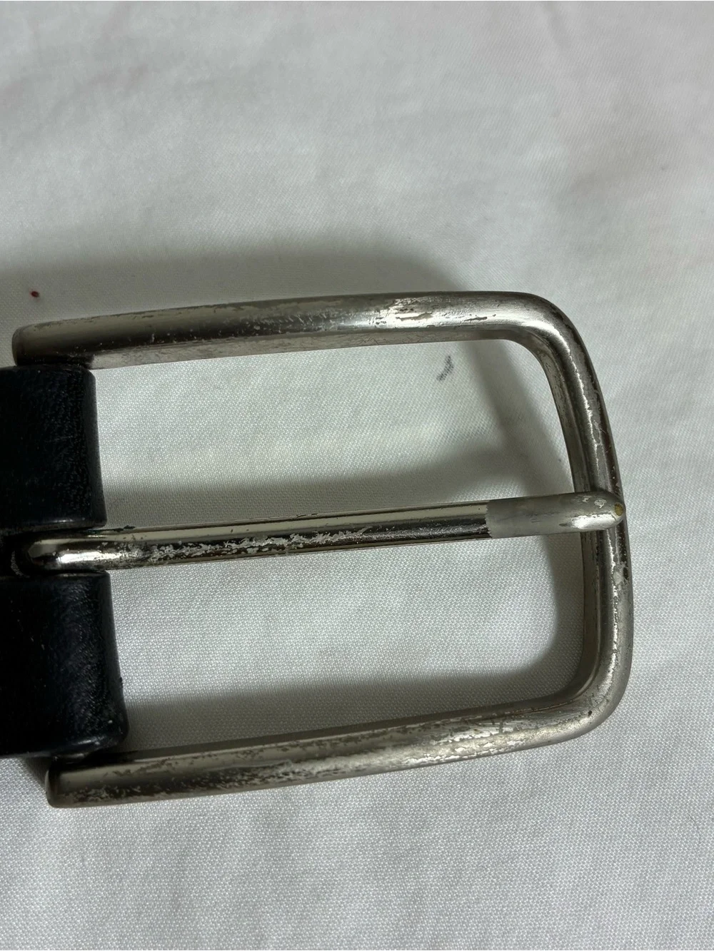 Dockers black leather belt Sz 40 unisex genuine leather buckle with logo